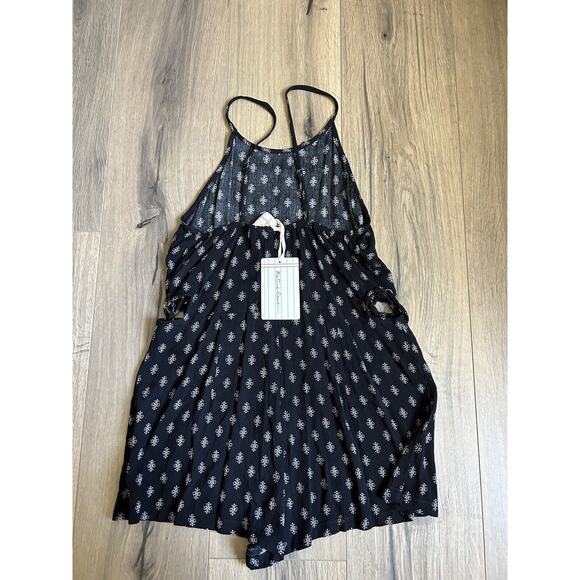 NEW LF Native Rose Size 8 Kloe Black Woven Cut Out Romper $78 - Picture 6 of 6